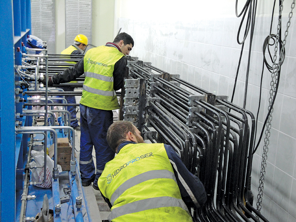 EAF, LF & CCM Hydraulic <p> Piping, Pickling & Flushing Service