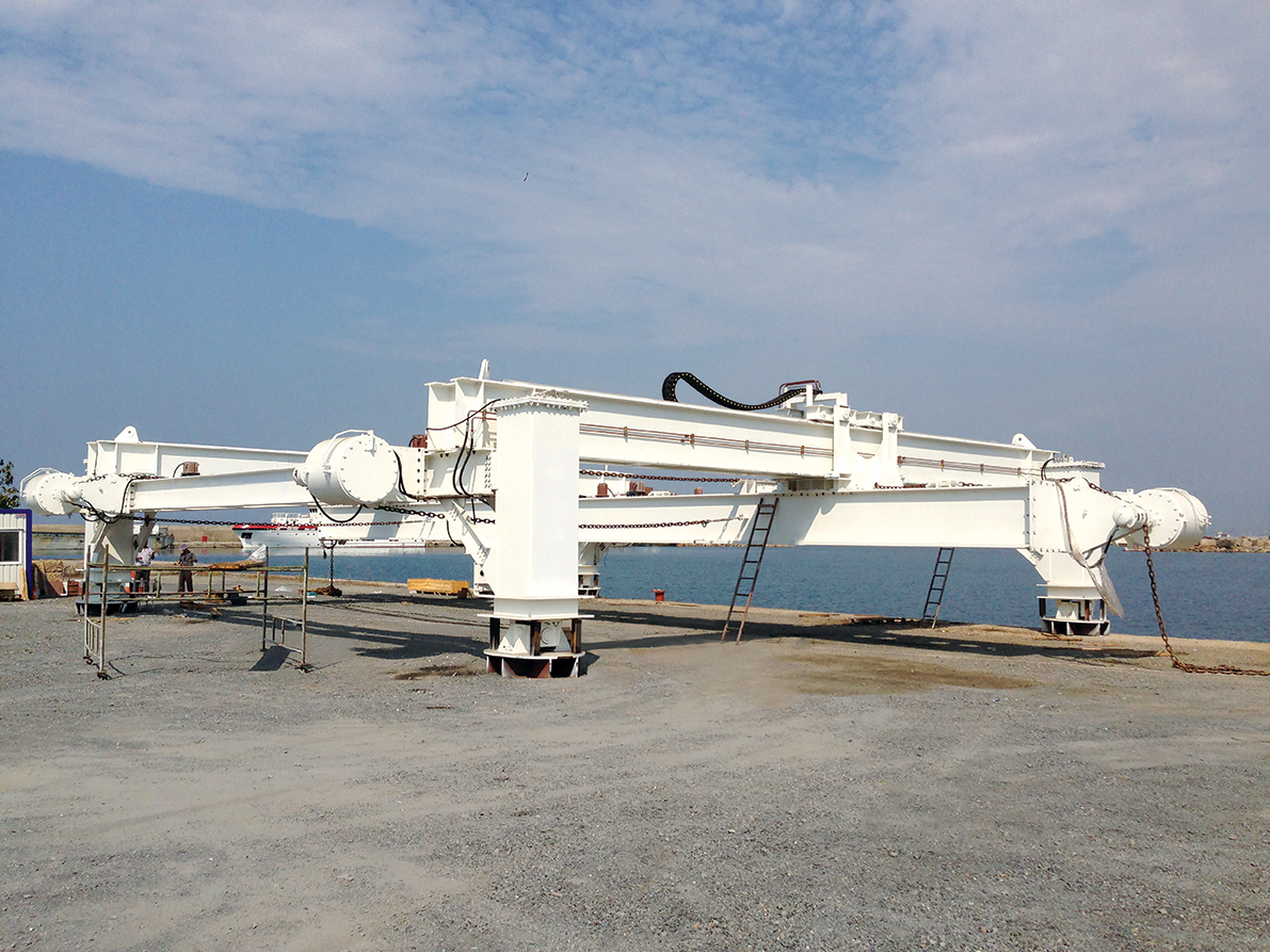 ULE – Underwater <p> Hydraulic Leveling System