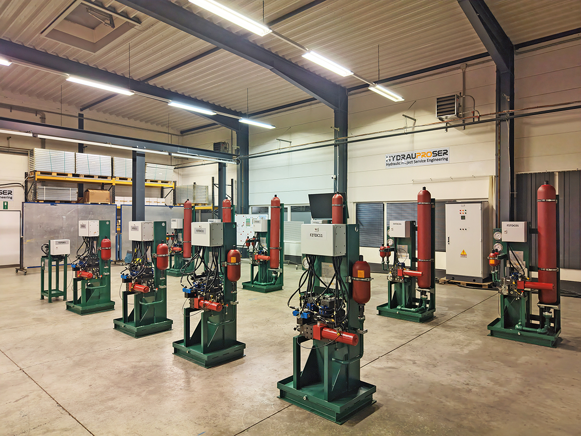 HSM, USA <p> ROLL BEND VALVE STANDS